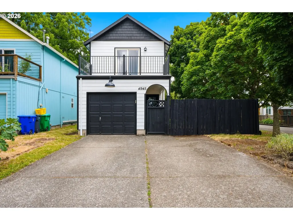 4945 SE Ogden Street Portland OR 97206