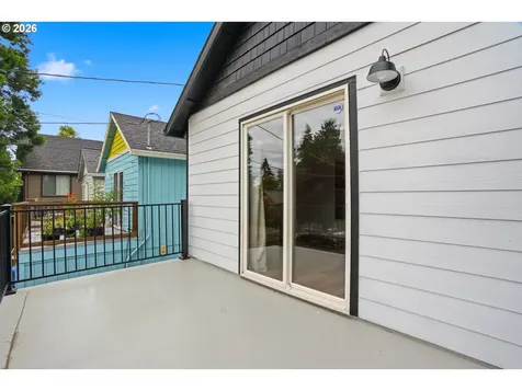 4945 SE Ogden Street Portland OR 97206