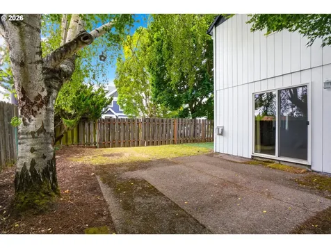 4945 SE Ogden Street Portland OR 97206