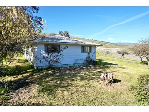 4925 Seven Mile Hill Road The Dalles OR 97058