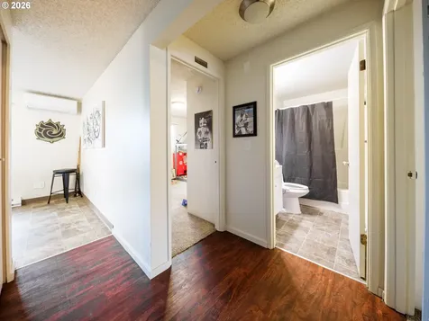 340 S Locust Street Canby OR 97013
