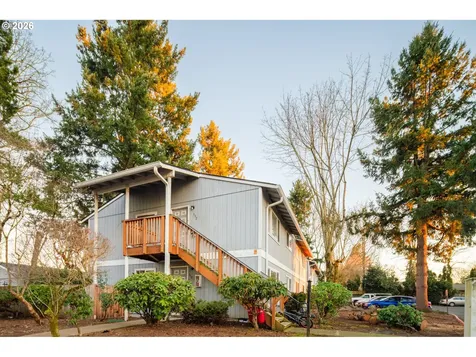 340 S Locust Street Canby OR 97013