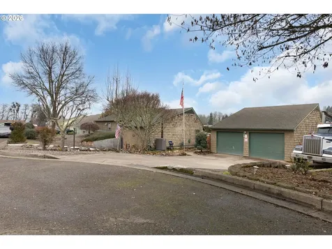 605 Deerwood Court Winston OR 97496