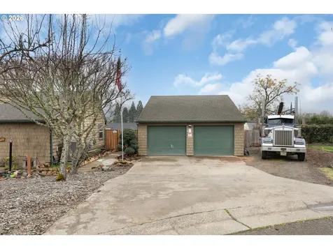 605 Deerwood Court Winston OR 97496