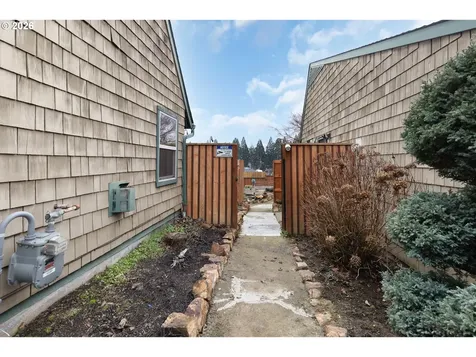 605 Deerwood Court Winston OR 97496