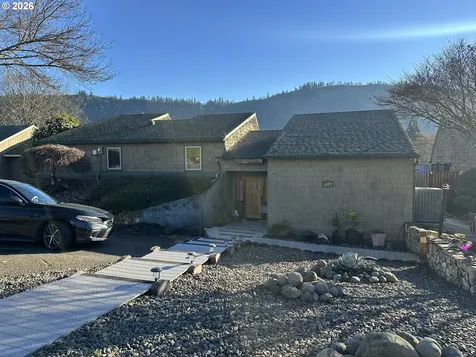 605 Deerwood Court Winston OR 97496