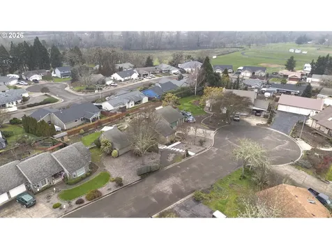 605 Deerwood Court Winston OR 97496