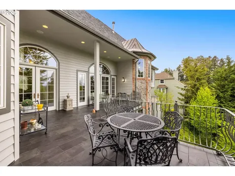 5565 Summit Street West Linn OR 97068