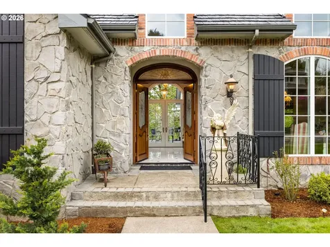 5565 Summit Street West Linn OR 97068