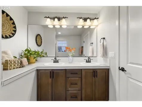 10335 NW 292nd Avenue North Plains OR 97133