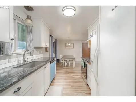 1050 10th Street Washougal WA 98671