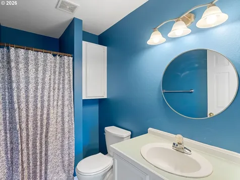 3220 Midway Road Hood River OR 97031