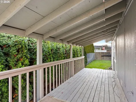 3220 Midway Road Hood River OR 97031