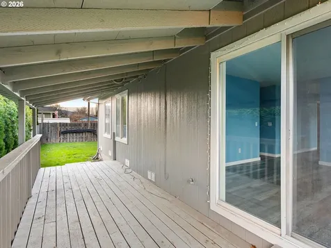 3220 Midway Road Hood River OR 97031