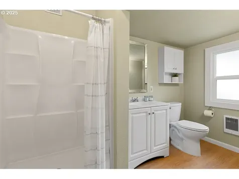 320 NE 75th Avenue Portland OR 97213