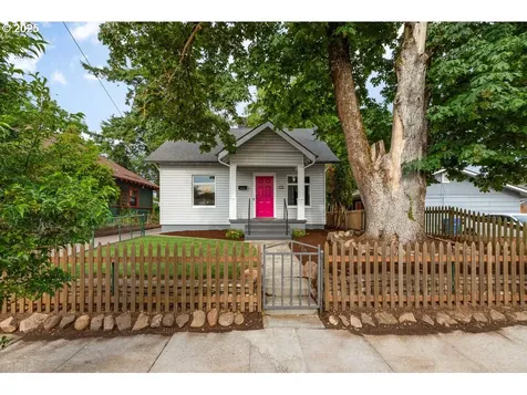 320 NE 75th Avenue Portland OR 97213
