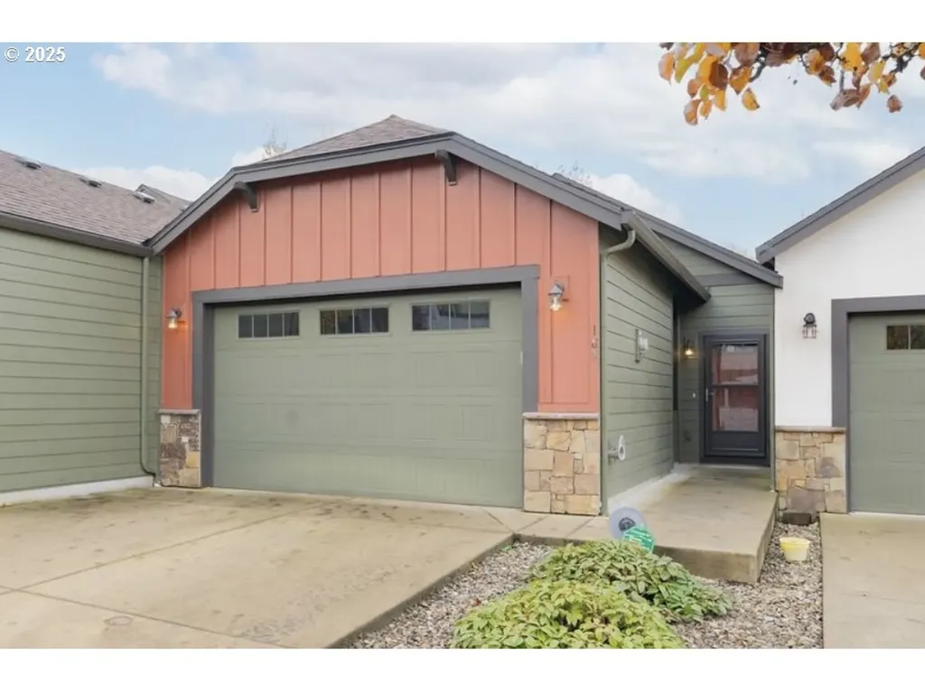 185 N 43rd Place Ridgefield WA 98642