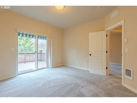 185 N 43rd Place Ridgefield WA 98642