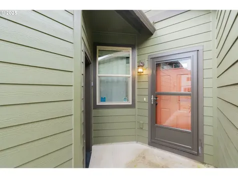 185 N 43rd Place Ridgefield WA 98642