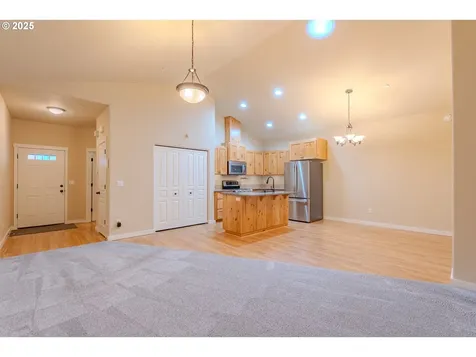 185 N 43rd Place Ridgefield WA 98642