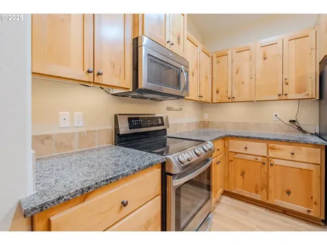 185 N 43rd Place Ridgefield WA 98642
