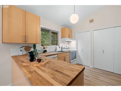 1053 Northshore Place Lake Oswego OR 97034