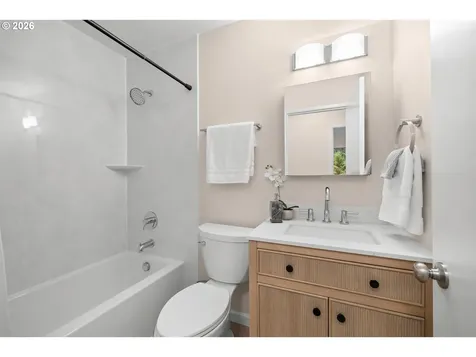 1053 Northshore Place Lake Oswego OR 97034