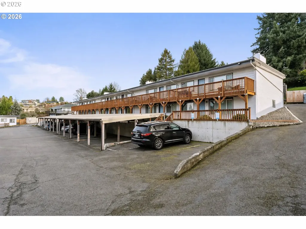 2102 NW Kelly Drive Vancouver WA 98665