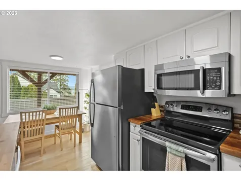 2102 NW Kelly Drive Vancouver WA 98665