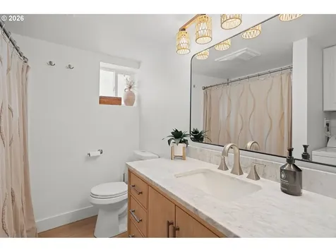 2102 NW Kelly Drive Vancouver WA 98665