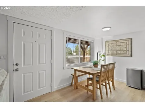 2102 NW Kelly Drive Vancouver WA 98665