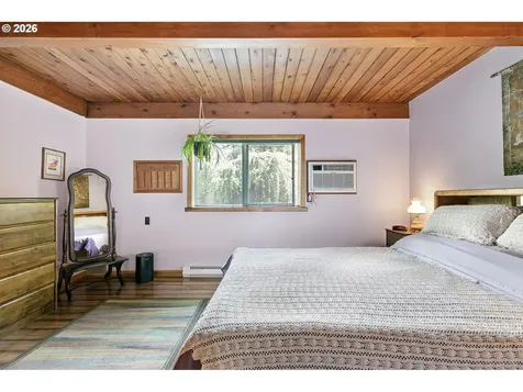 1295 Betty Lane Eugene OR 97404