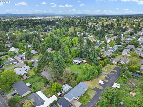 1295 Betty Lane Eugene OR 97404