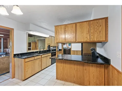 1295 Betty Lane Eugene OR 97404