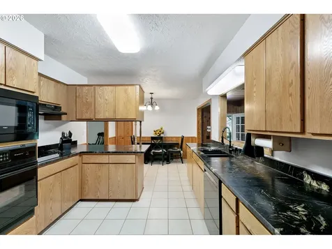 1295 Betty Lane Eugene OR 97404