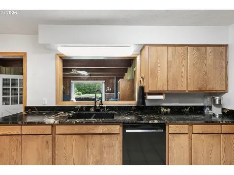 1295 Betty Lane Eugene OR 97404