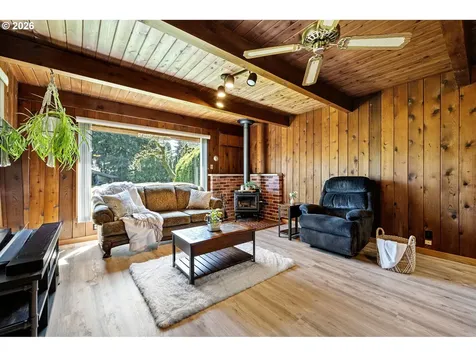 1295 Betty Lane Eugene OR 97404