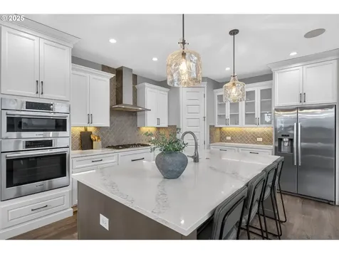 18205 NE 81st Street Vancouver WA 98682