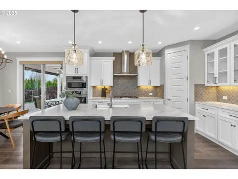 18205 NE 81st Street Vancouver WA 98682