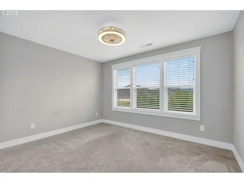 18205 NE 81st Street Vancouver WA 98682