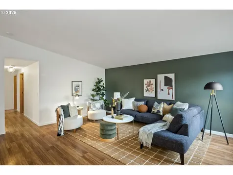 6002 SE Knight Street Portland OR 97206