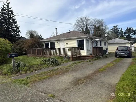 456 N Cammann Street Coos Bay OR 97420