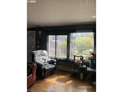 456 N Cammann Street Coos Bay OR 97420