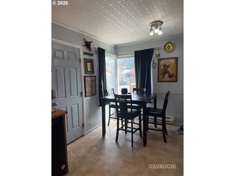 456 N Cammann Street Coos Bay OR 97420