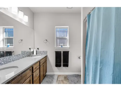 450 SE Stearns Road Prineville OR 97754