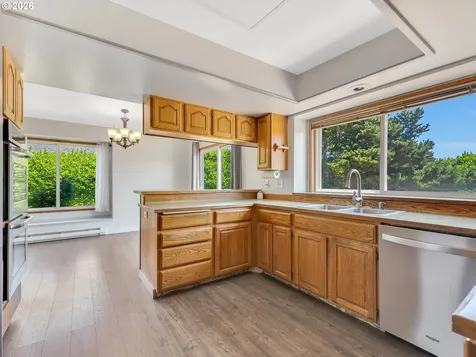 90517 Birdie Drive Warrenton OR 97146