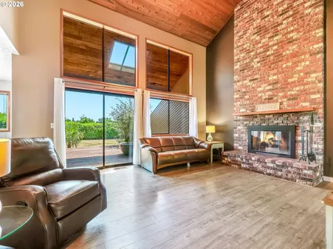 90517 Birdie Drive Warrenton OR 97146