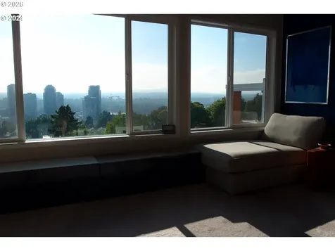3515 SW Barbur Boulevard Portland OR 97239