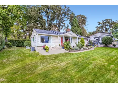4711 SE Roethe Road Milwaukie OR 97267