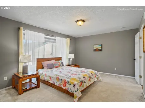 5813 SE Snowberry Court Hillsboro OR 97123